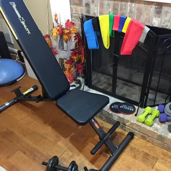 FITNESS REALITY SuperMax Hantelbank in use