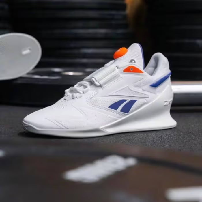 REEBOK LEGACY LIFTER III in use
